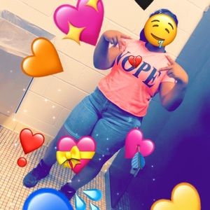 Meet your Posher, Ariel